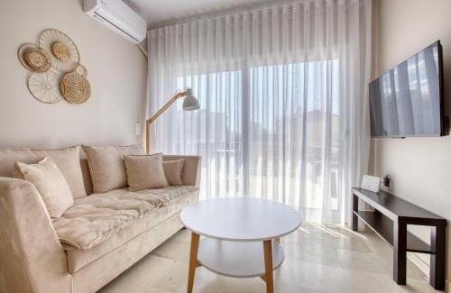 Plaka Apartment | Selini - Topfloor apartment in historical Athens