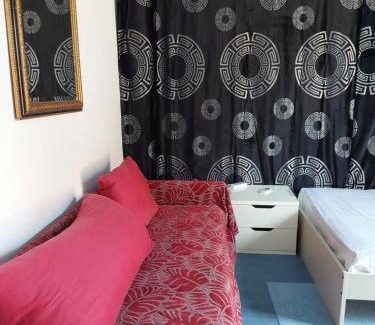 Thissio Apartment | Share room thissio nearby Acropolis
