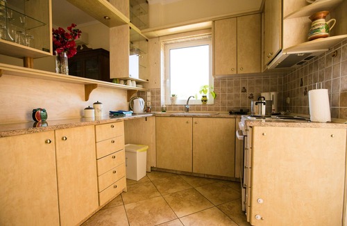Spata-Artemida Apartment | Soulas Place - Close to Athens International Airport, Beach, Shops, Restaurants