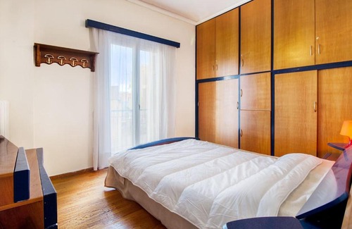 Ampelokipoi Apartment | Spacious flat near Ampelokipoi metro station
