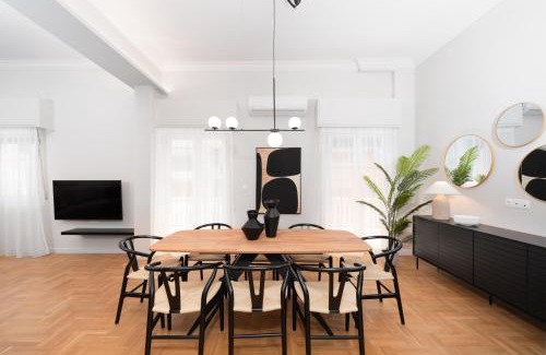 Ampelokipoi Apartment | Spacious & Stylish Athens Apartment - Walk to Metro