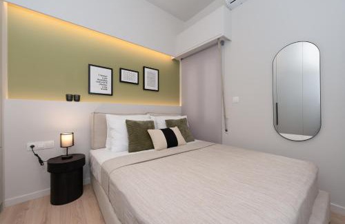 Ampelokipoi Apartment | Spacious & Stylish Athens Apartment - Walk to Metro