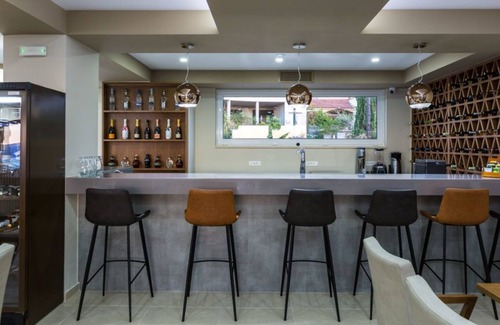Plaka Apartment | Sun and Sea Plus Resort Hotel