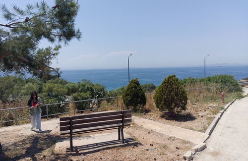 Saronida Apartment | Sunset seaview apartment on the coast of Saronida