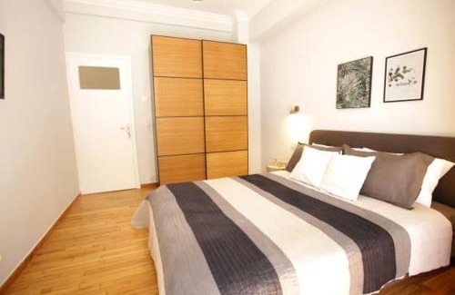Neapoli Apartment | Super Comfrortable Modern Apartment in Kolonaki