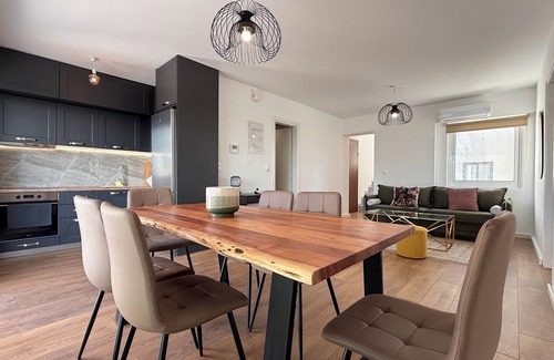 Thissio Apartment | TH5 - 2 bedrooms Cloud9 in the city