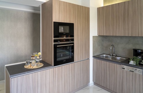 Athens Apartment | The Lop Athens Holiday Luxury Suites