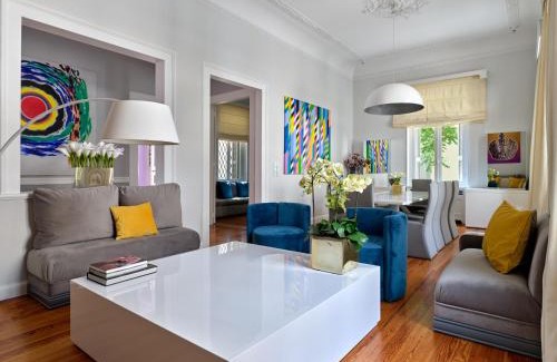 Plaka House | The White House in Plaka by JJ Hospitality