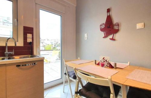 Exarhia Apartment | Vacation Home For 4 Guest - Amazing Terrace View