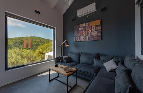 Chalikeri Villa | Villa ∙ 2 bedrooms ∙ 4 guests