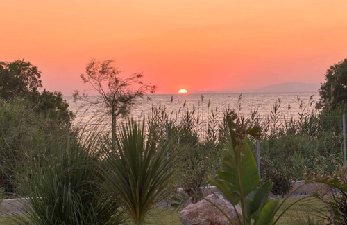 Theologos Villa | Villa ∙ 2 bedrooms ∙ 4 guests
