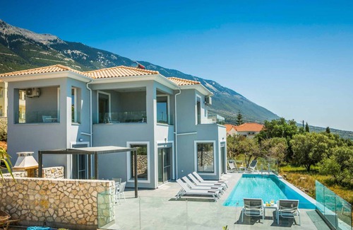 Vlachata Villa | Villa ∙ 3 bedrooms ∙ 6 guests