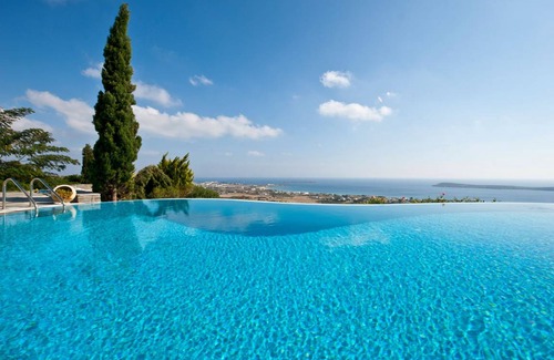 Drios Villa | Villa ∙ 4 bedrooms ∙ 8 guests