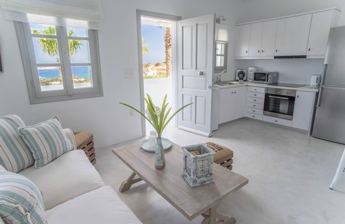 Nea Cryssi Akti Villa | Villa Agia Irini Cove 3 with common pool for only 3 villas