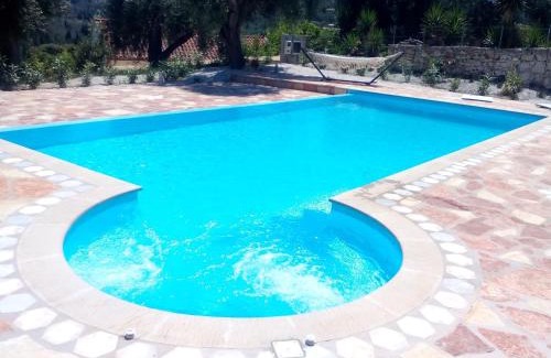 Koutsi Villa | Villa Androniki
