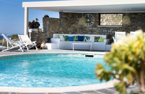 Mikri Vigla Villa | Villa Bella. Tranquil, exclusive, 4 bed, sea views