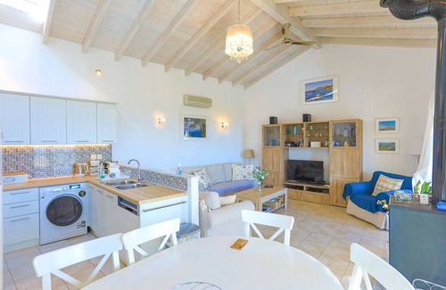 Petaleia Villa | Villa Chiquitita, Corfu - a villa that sleeps 6 guests in 3 bedrooms