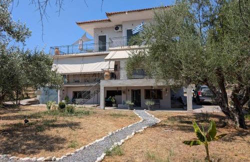 Messini Apartment | Villa Debriz