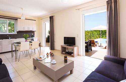 Marathi Villa | Villa Electra - With sea Views Only 150m Away From Loutraki Beach
