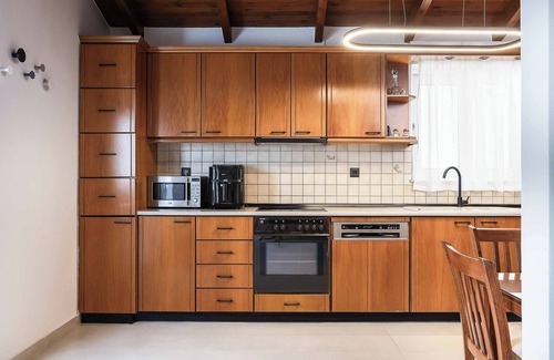 Prines Villa | Villa Filia Prines - Three Bedroom Villa, Sleeps 6