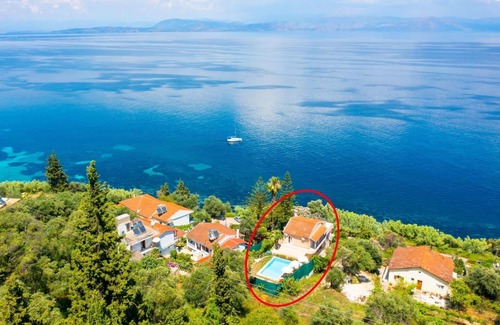 Dafnata Villa | Villa Litsa - Three Bedroom Villa, Sleeps 6