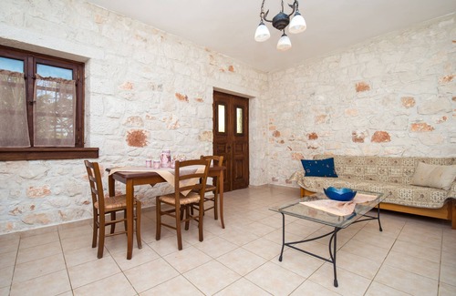 Porto Koukla Apartment | Villa Pounente One Bedroom Apartment 1