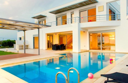 Stavros Villa | Villa Stella by Interhome