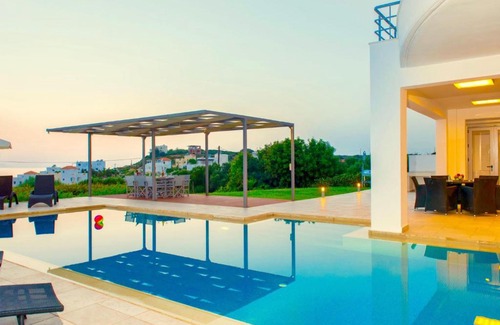 Stavros Villa | Villa Stella by Interhome
