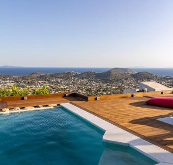 Anavyssos Villa | Villa TakeOff Saronida