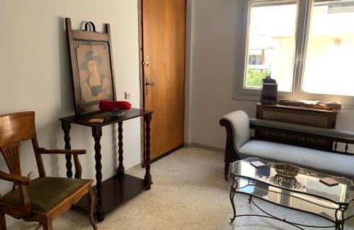 Alimos Apartment | Vintage 70s flat