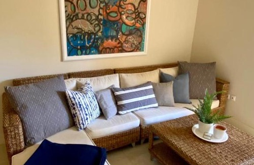 Vouliagmeni Apartment | Vouliagmeni Athens Riviera walk to beach