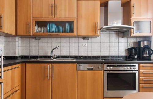 Koukaki Apartment | Walking distance to all attractions, safe, superb