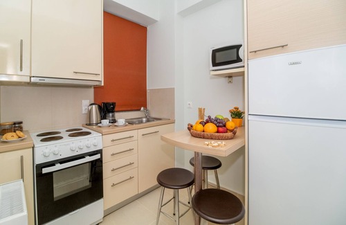 Katouna Apartment | Your deserve a good sleep in your holiday. We have that. And much more.