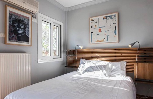 Monastiraki Apartment | Your home in Athens. A great apt with large balcony and amazing views!
