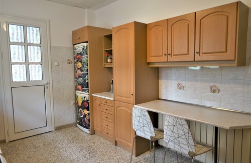 Alimos House | Zefyros Apartments next to Alimos Riviera 30 mins public transport to Acropolis