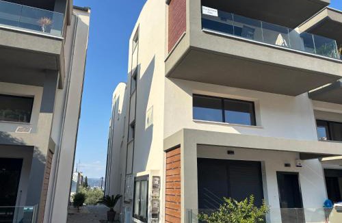 Nea Iraklitsa Apartment | Éva Apartman house