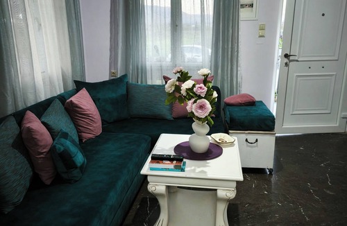 Kastelli Cottage | Ένα ευχάριστο χώρο άνετο και εξυπηρέτηκο έχει όλες της άνεσης.μέσα στην πόλη.