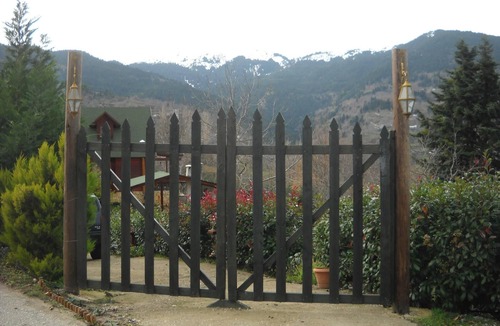 Karpenisi Ski Chalet | Ξύλινο Σαλέ 60 τετραγωνικα μεσα στο δασος σε 1000 υψόμετρο