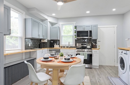 New Brunswick House | 0.5 mi to Train Station to NYC, Rutgers University, RWJ, Pet Friendly, Laundry