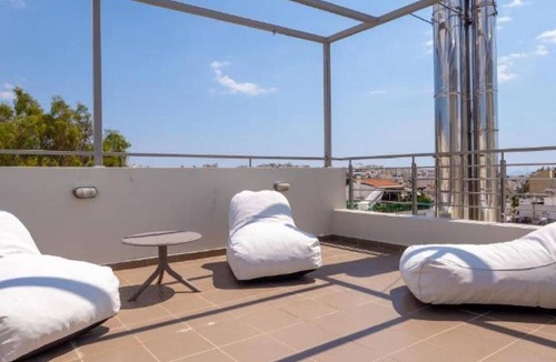 Agios Dimitrios Apartment | 100 m² Apartment ∙ 3 bedrooms ∙ 7 guests
