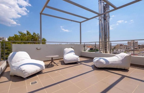 Agios Dimitrios Apartment | 100 m² Apartment ∙ 3 bedrooms ∙ 7 guests