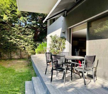 Glyfada Apartment | 100 m² Apartment ∙ 2 bedrooms ∙ 5 guests