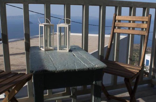 Nisyros House | 100 m² House ∙ 2 bedrooms ∙ 4 guests