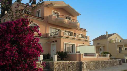 Corfu Town House | 100 m² House ∙ 2 bedrooms ∙ 7 guests