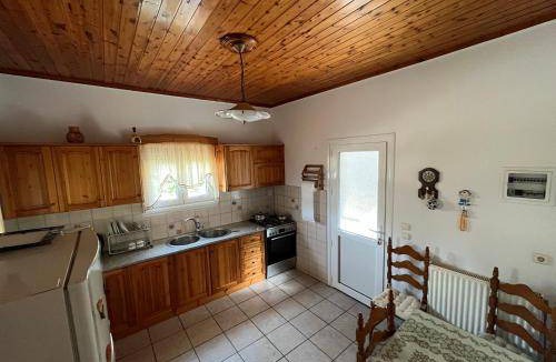 Fanari House | 100 m² House ∙ 3 bedrooms ∙ 8 guests