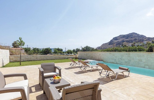Plakias Villa | 100 m² Villa ∙ 2 bedrooms ∙ 4 guests