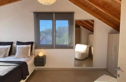 Lavreotiki Villa | 100 m² Villa ∙ 2 bedrooms ∙ 6 guests