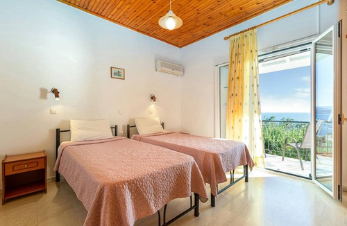 Barbati Villa | 100 m² Villa ∙ 2 bedrooms ∙ 4 guests