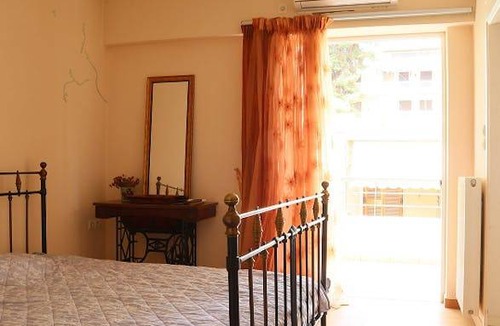 Alimos Apartment | 110 m² Apartment ∙ 1 bedroom ∙ 2 guests