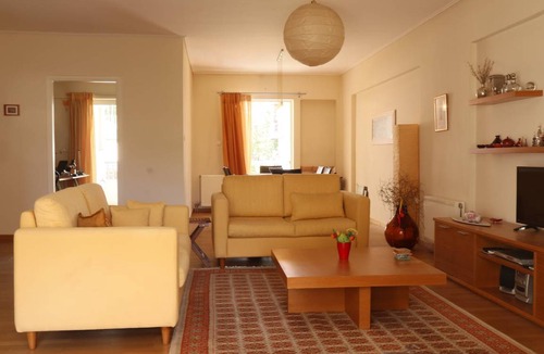 Alimos Apartment | 110 m² Apartment ∙ 1 bedroom ∙ 2 guests
